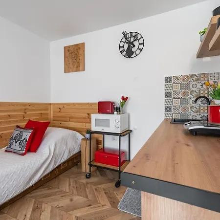 Goralskie Kaciki & Jacuzzi Na Wylacznosc Penzion 3*