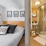 Goralskie Kaciki & Jacuzzi Na Wylacznosc ゲストハウス 3*