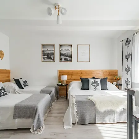 Goralskie Kaciki Гостевой дом 3*