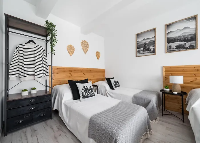 Goralskie Kaciki בית הארחה