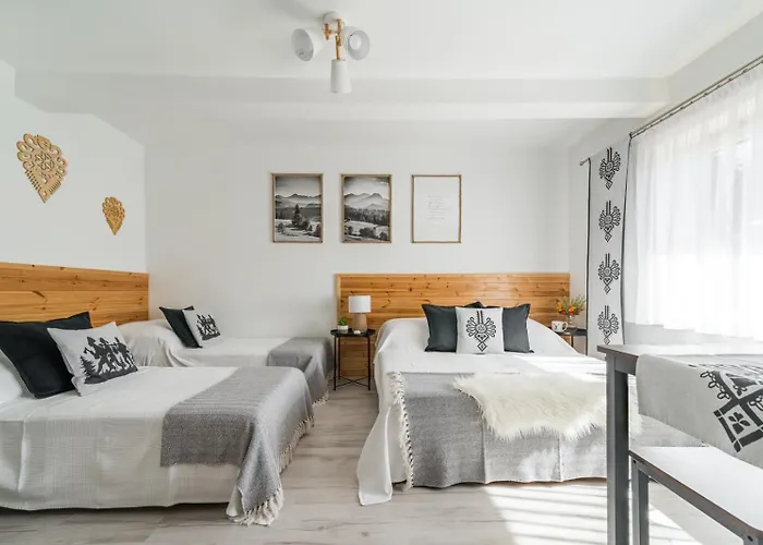 Goralskie Kaciki בית הארחה 3*