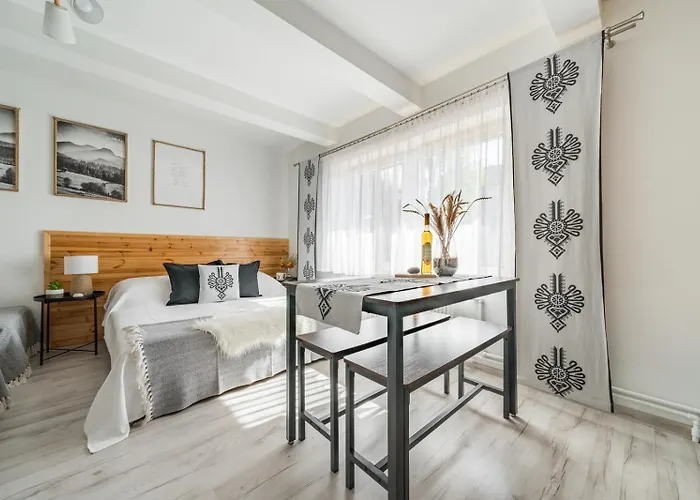 Goralskie Kaciki 3* זקופאנה